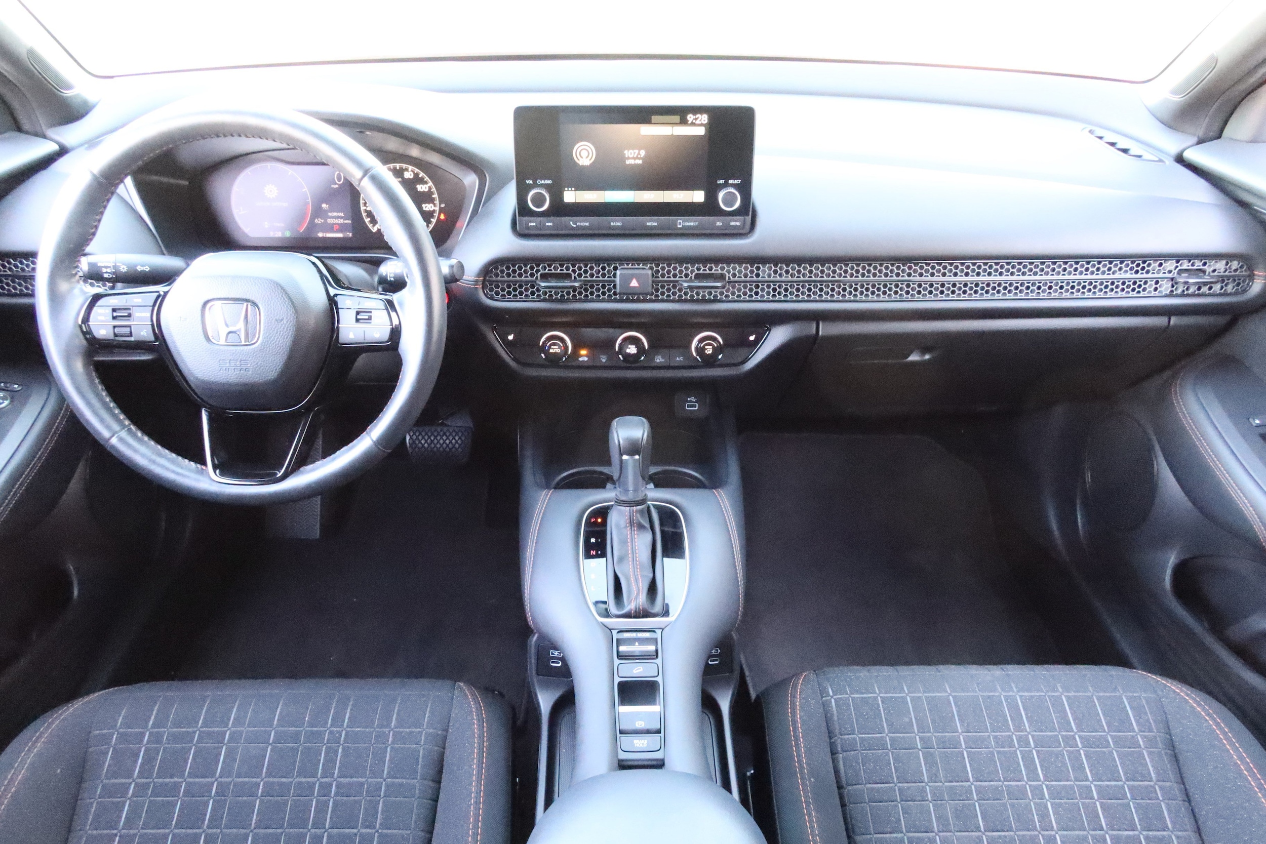 2024 Honda HR-V Sport - Photo 17