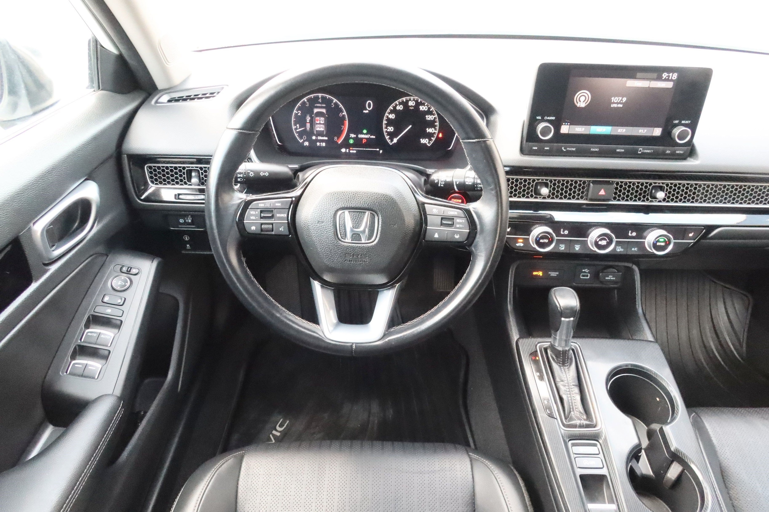 2023 Honda Civic Hatchback EX-L - Photo 18