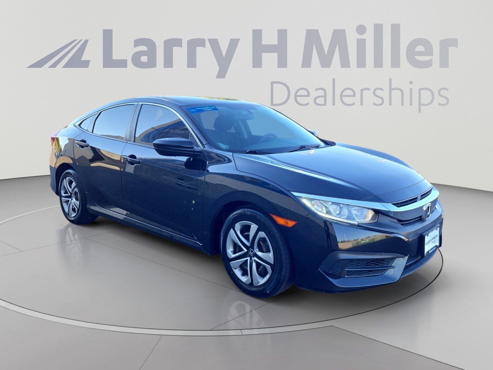 2018 Honda Civic LX - Photo 8