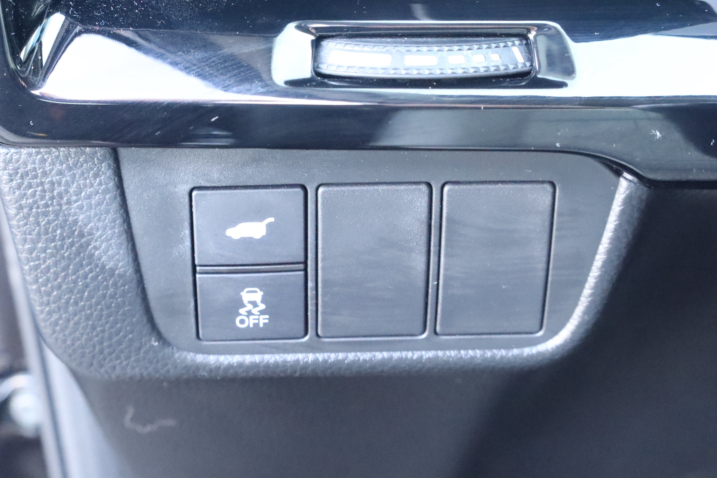 2025 Honda CR-V EX-L - Photo 16