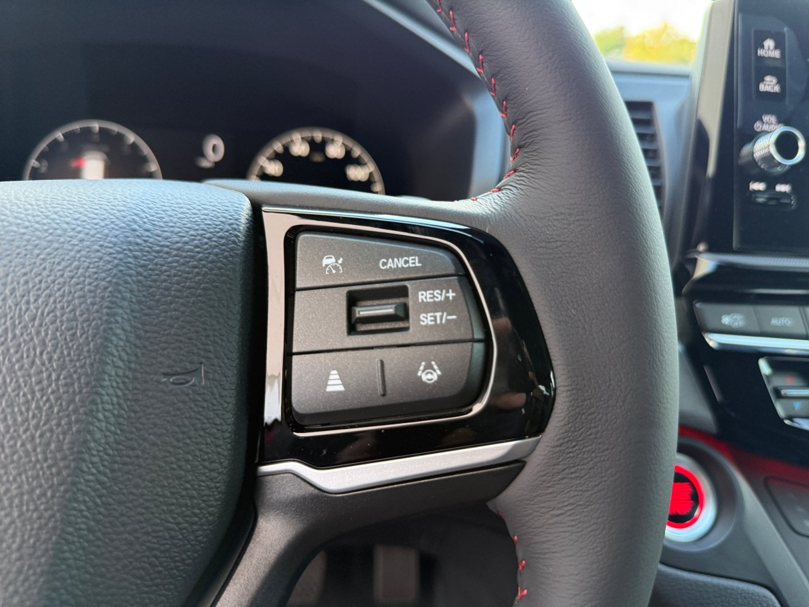 2026 Honda Odyssey Sport L - Photo 16