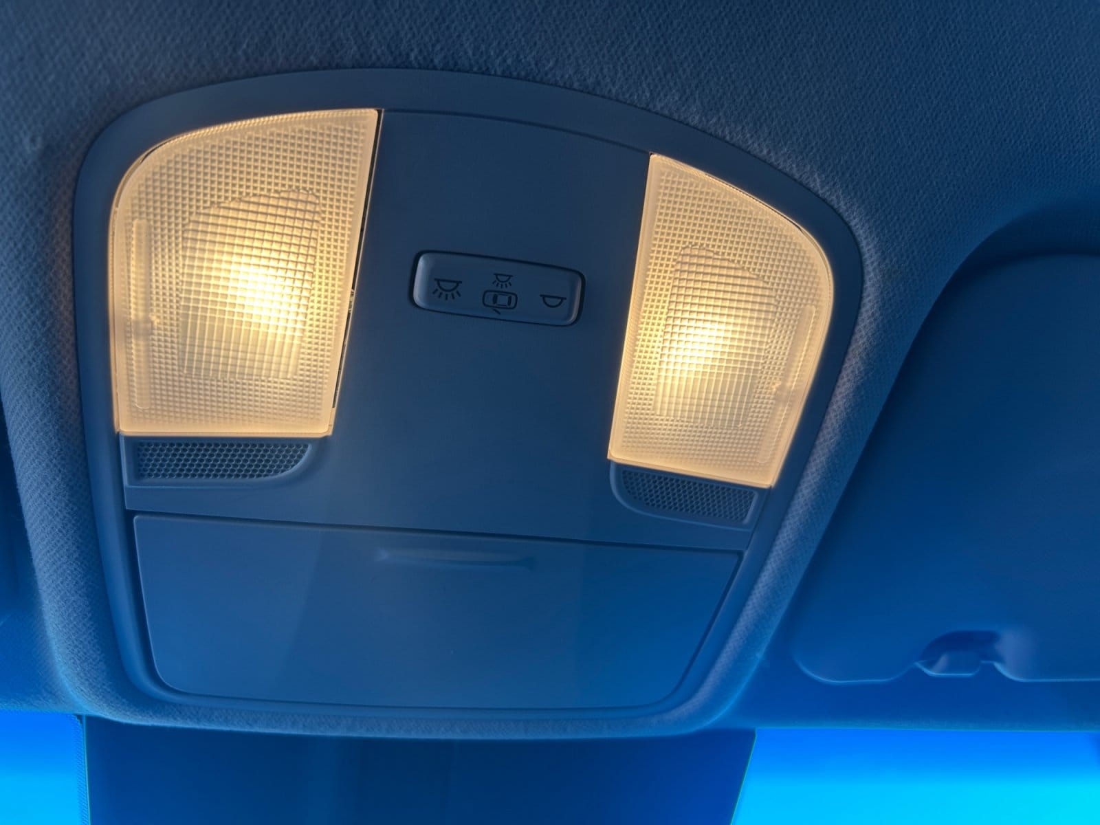 2022 Hyundai Kona SE - Photo 24