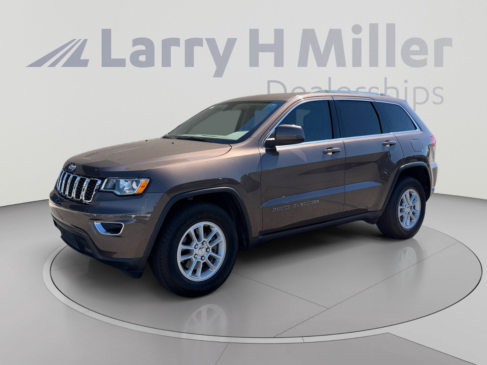 2020 Jeep Grand Cherokee Laredo E