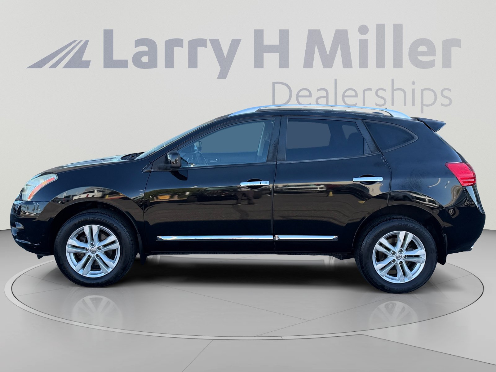 Used 2013 Nissan Rogue SV SUV