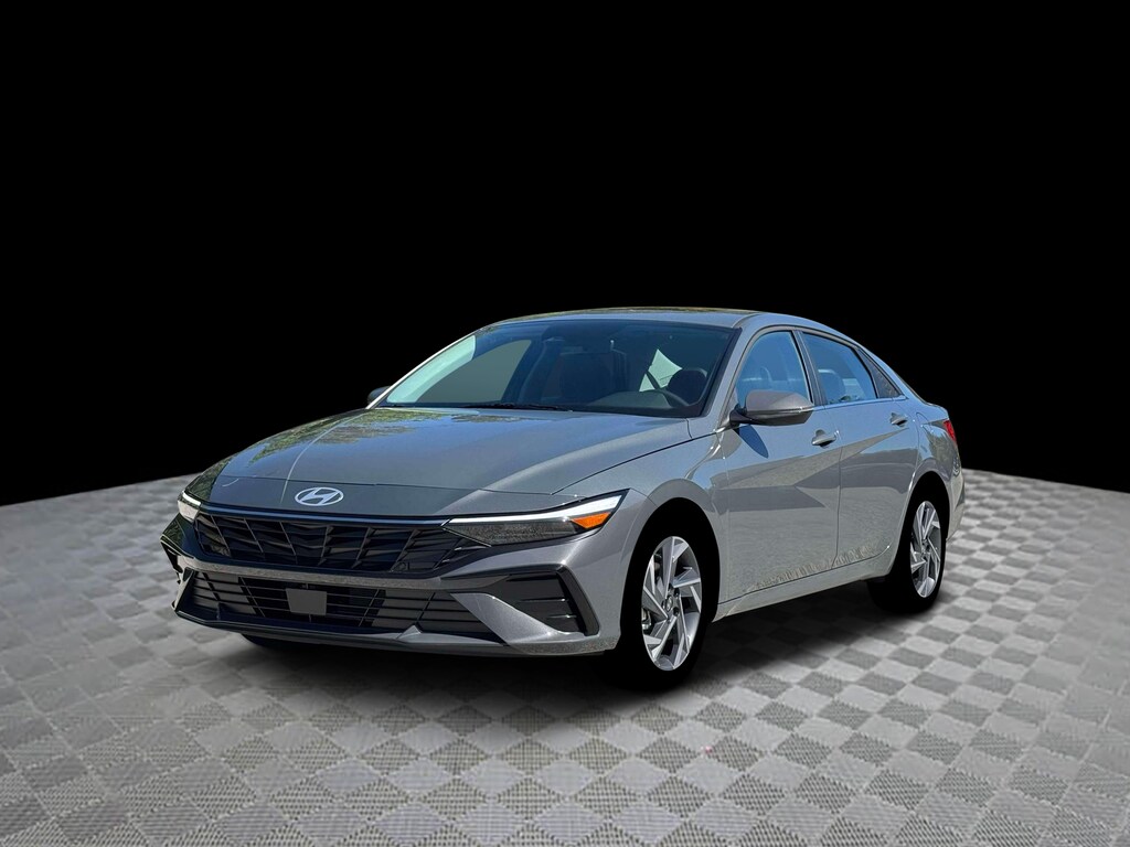 New 2026 Hyundai Elantra Limited Sedan