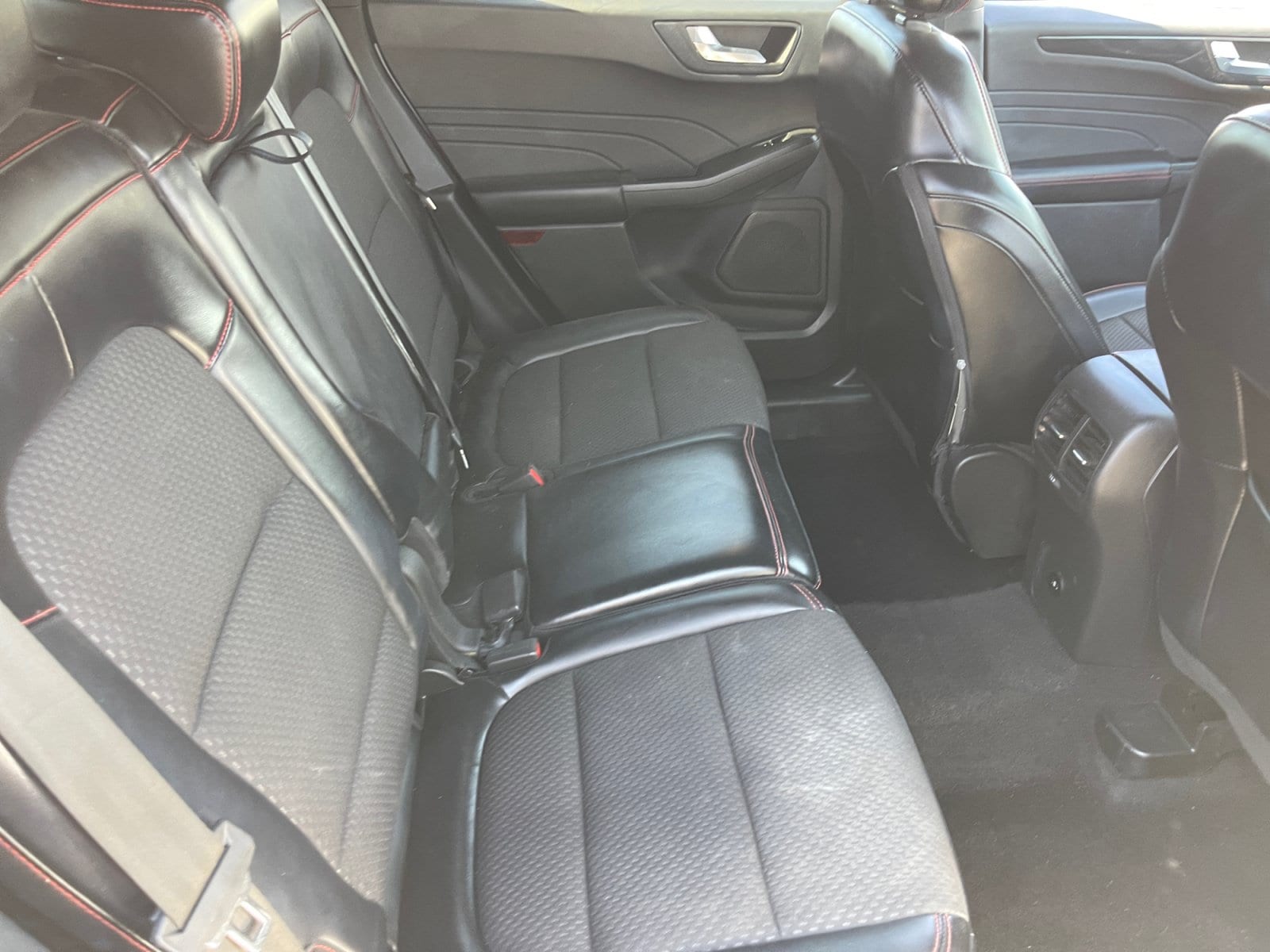 2023 Ford Escape ST-Line - Photo 19