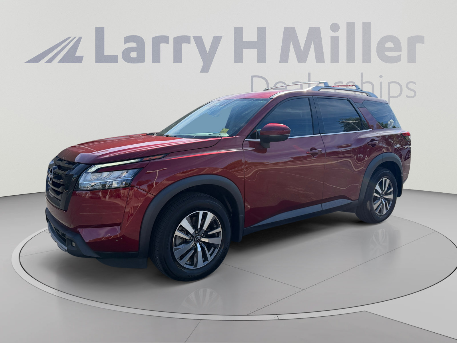 2023 Nissan Pathfinder SL SUV