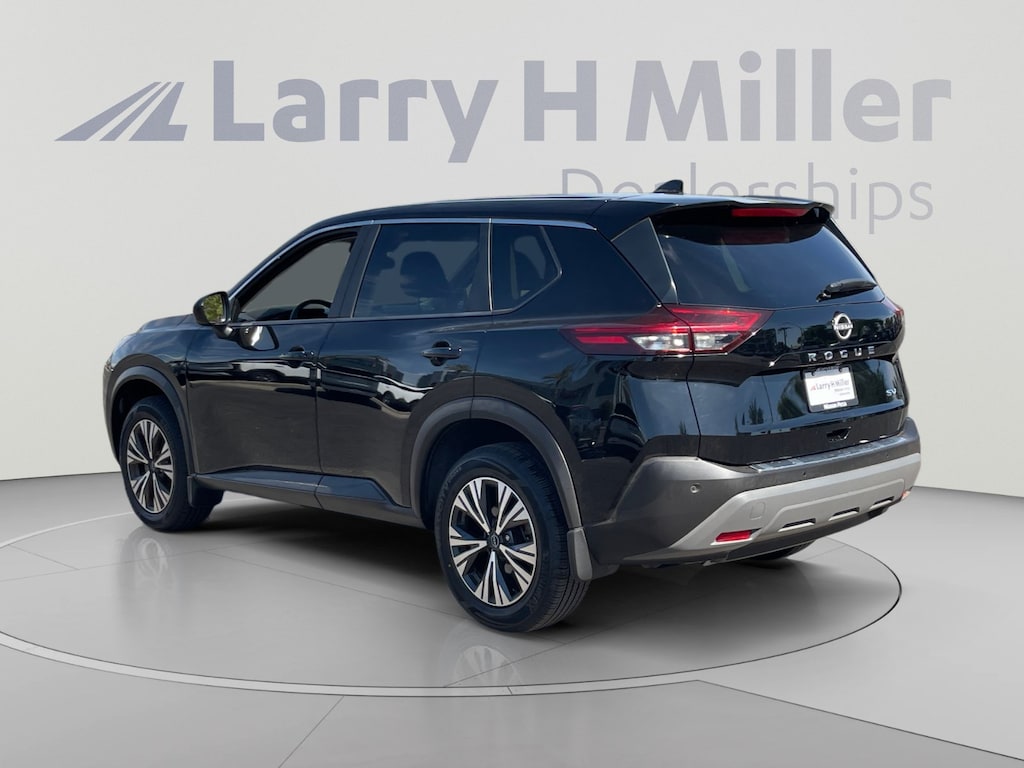 Used 2023 Nissan Rogue SV SUV