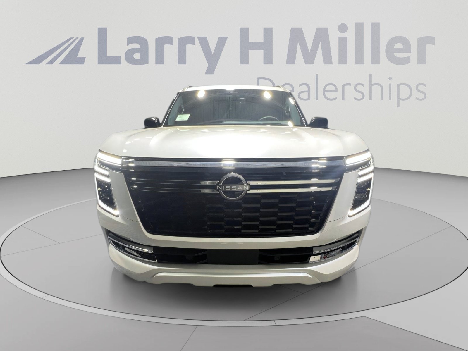 2026 Nissan Armada SL - Photo 9