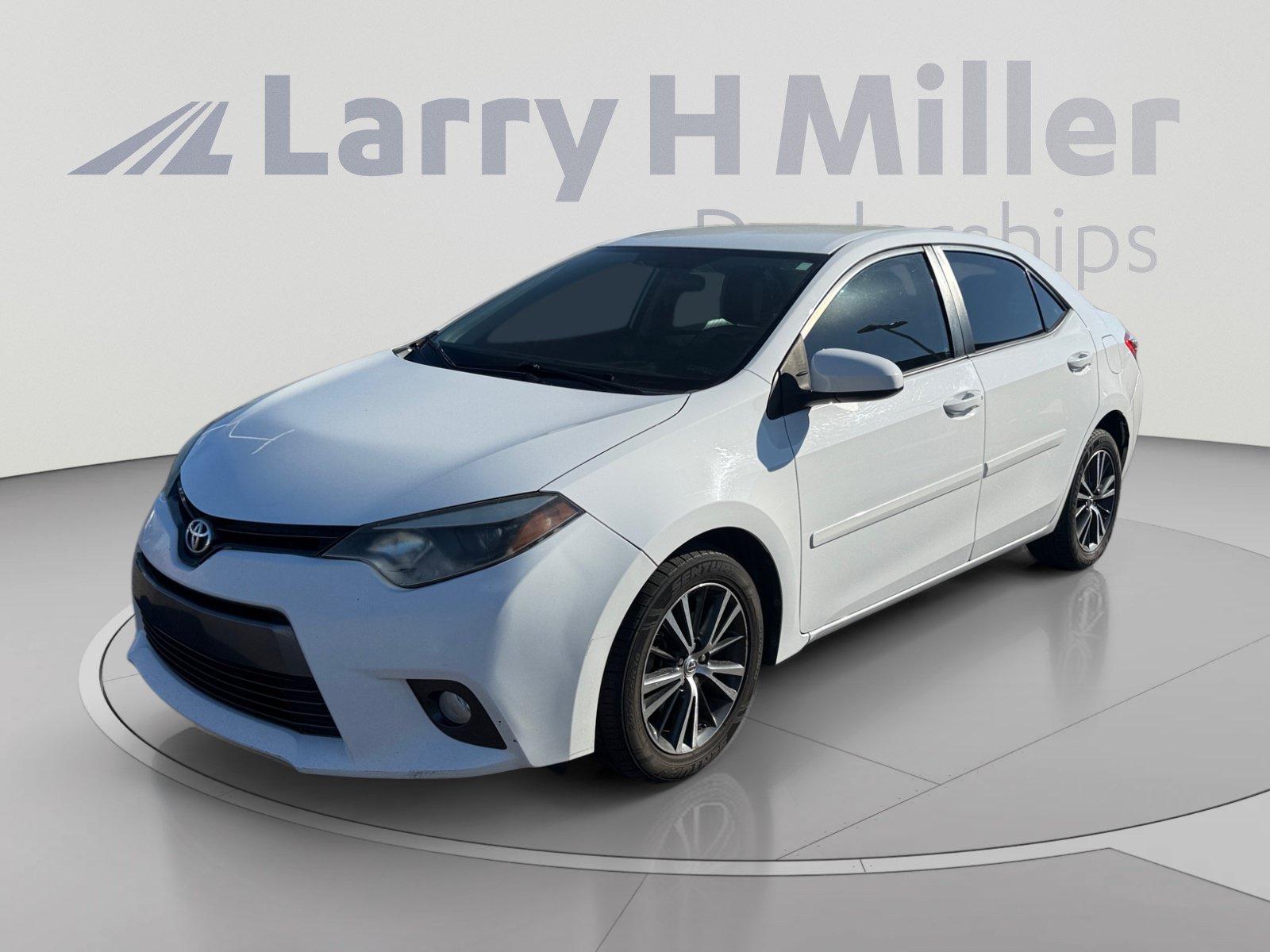 2016 Toyota Corolla LE Plus Sedan