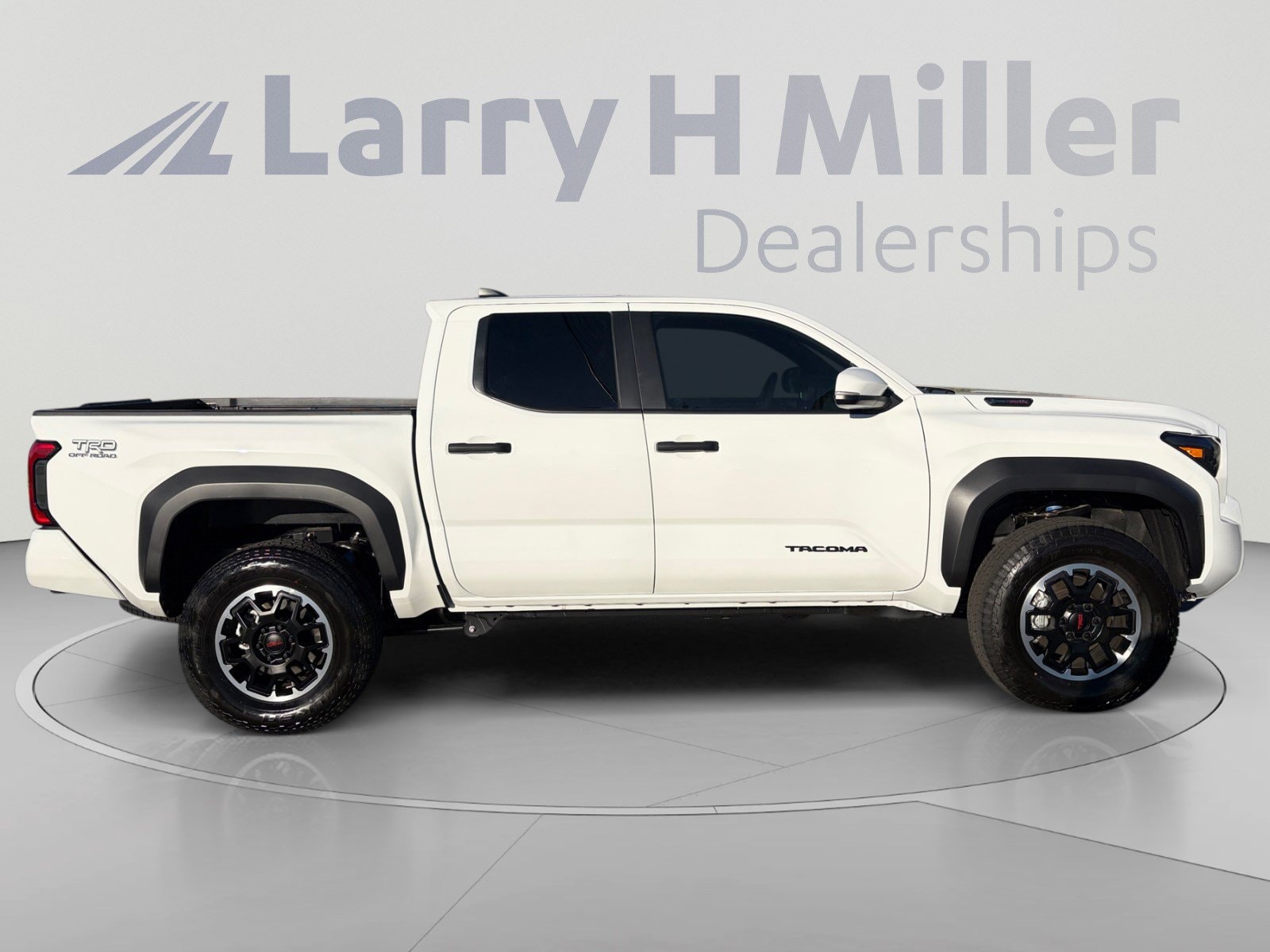 2026 Toyota Tacoma TRD Off Road - Photo 7