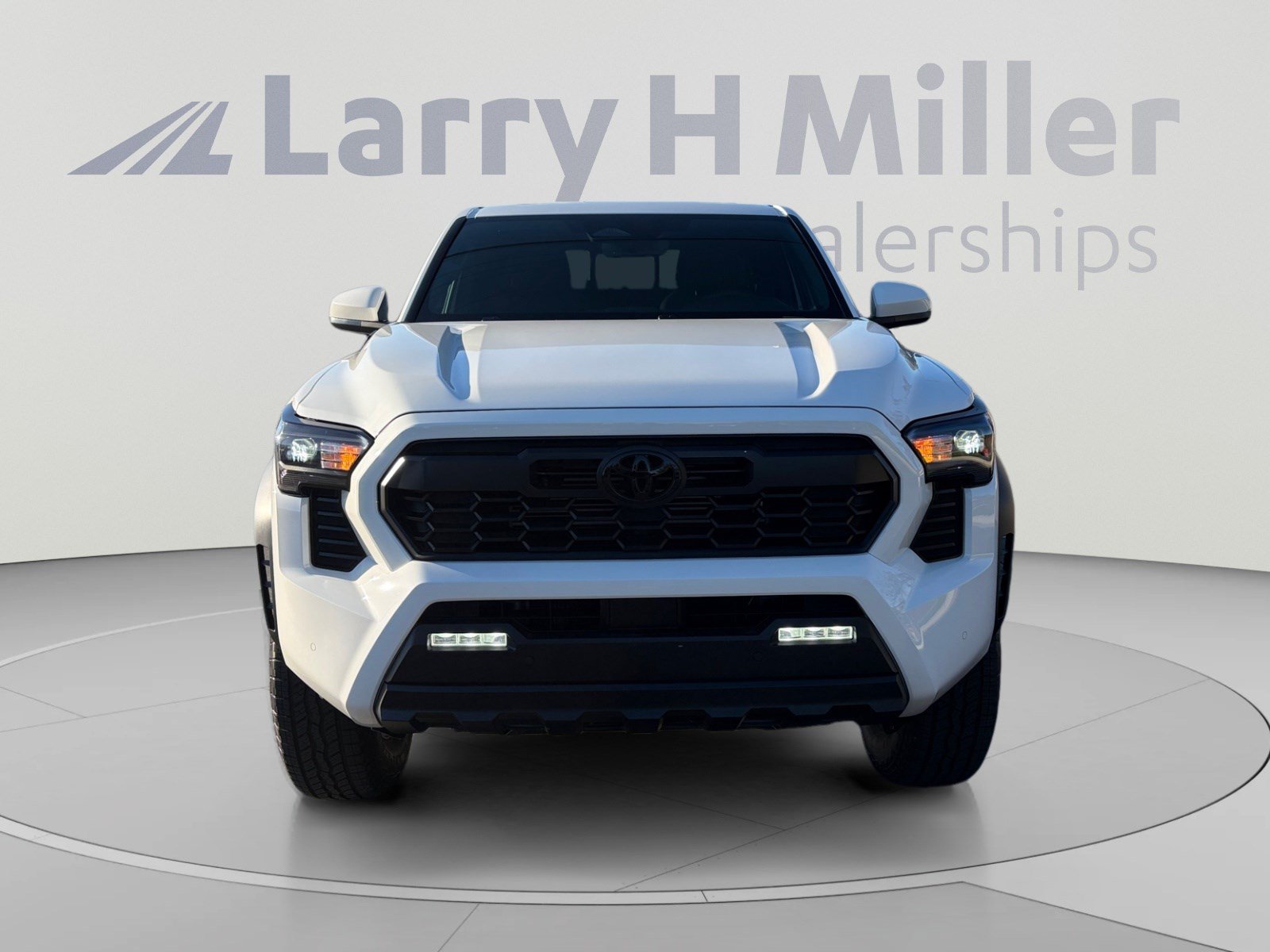 2026 Toyota Tacoma TRD Off Road - Photo 9