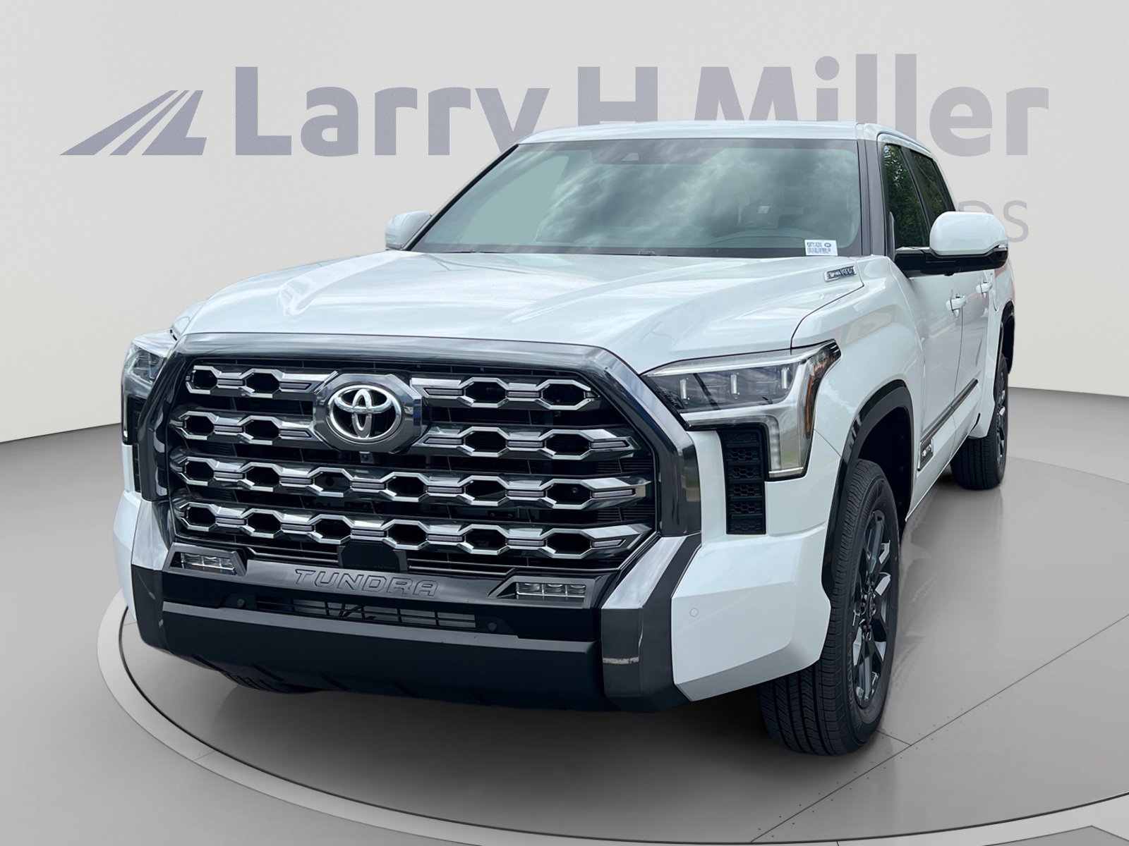 2026 Toyota Tundra i-FORCE MAX Platinum i-FORCE MAX Truck