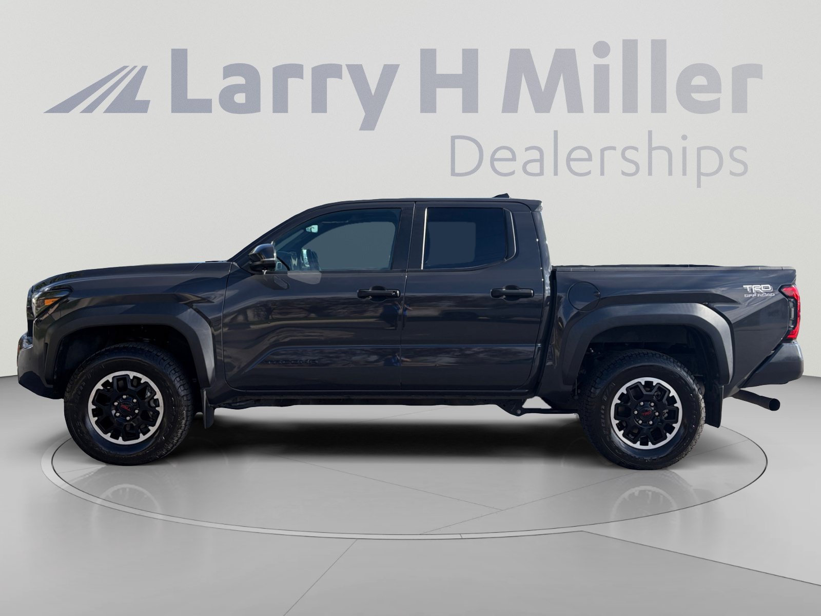 Used 2024 Toyota Tacoma 4WD TRD Off Road TRD Off Road Double Cab 5' Bed AT