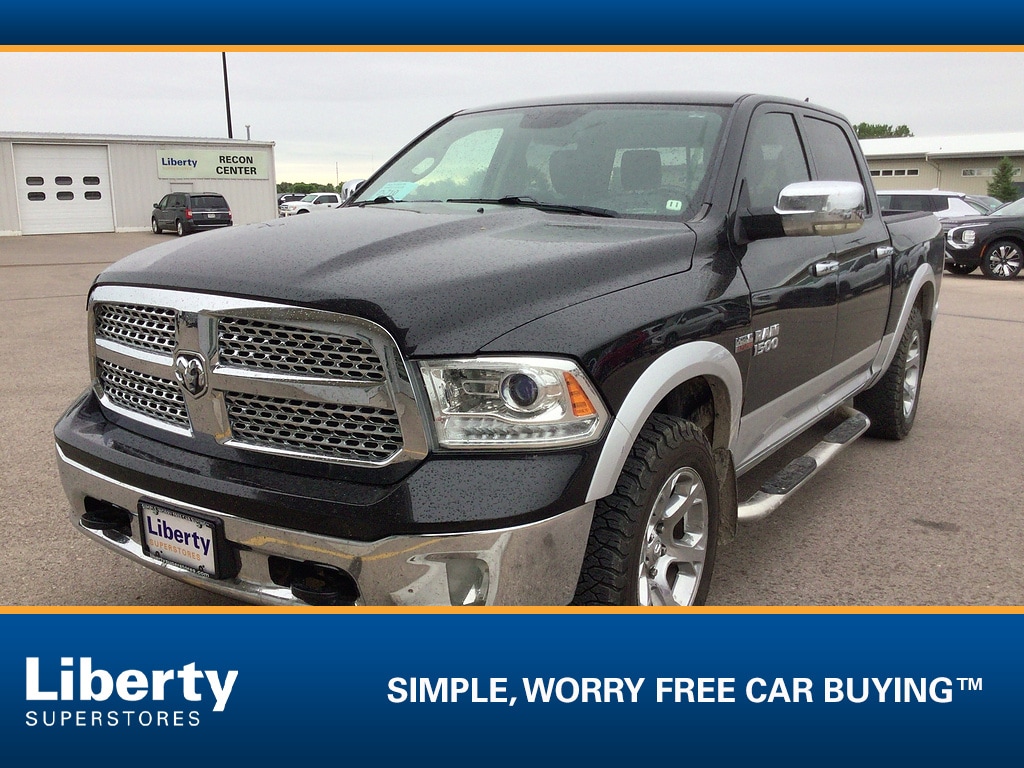 2017 RAM 1500 Pickup Laramie