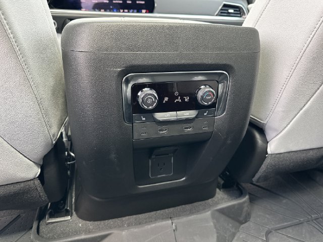 2025 Chevrolet Tahoe Premier - Photo 23