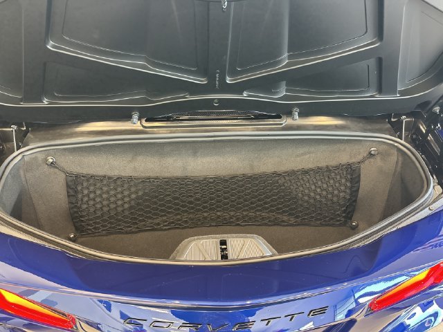 2027 Chevrolet Corvette 2LT - Photo 16