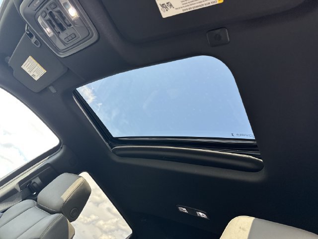 2026 Chevrolet Silverado 1500 ZR2 - Photo 32