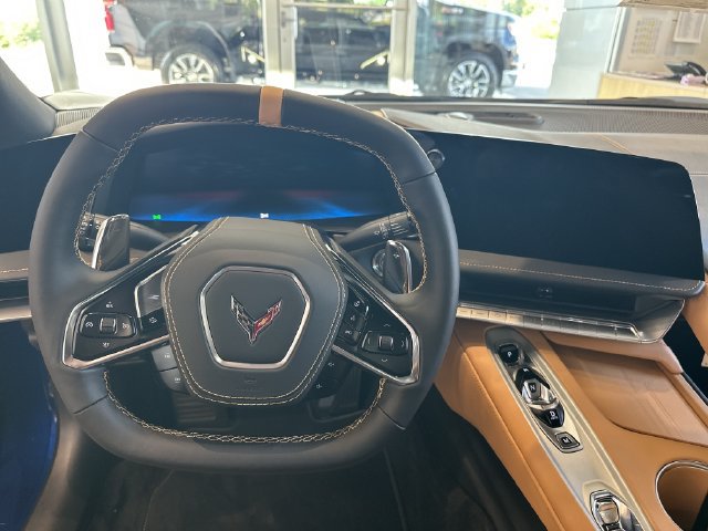2027 Chevrolet Corvette 2LT - Photo 18