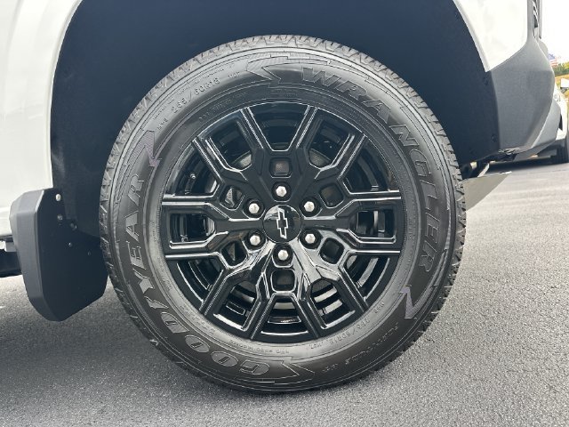 2026 Chevrolet Colorado Work Truck - Photo 12