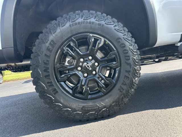 2026 Chevrolet Silverado 1500 ZR2 - Photo 17