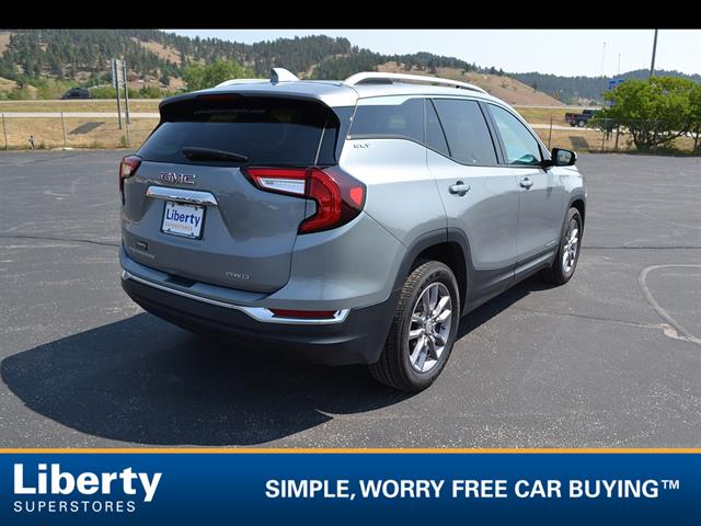 Used 2024 GMC Terrain SLT SUV