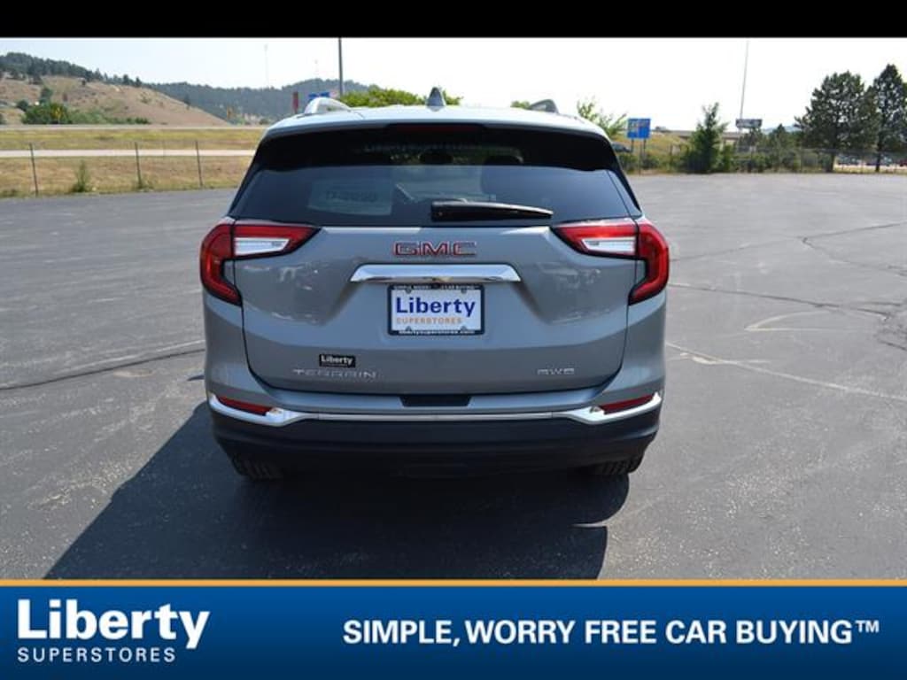 Used 2024 GMC Terrain SLT SUV