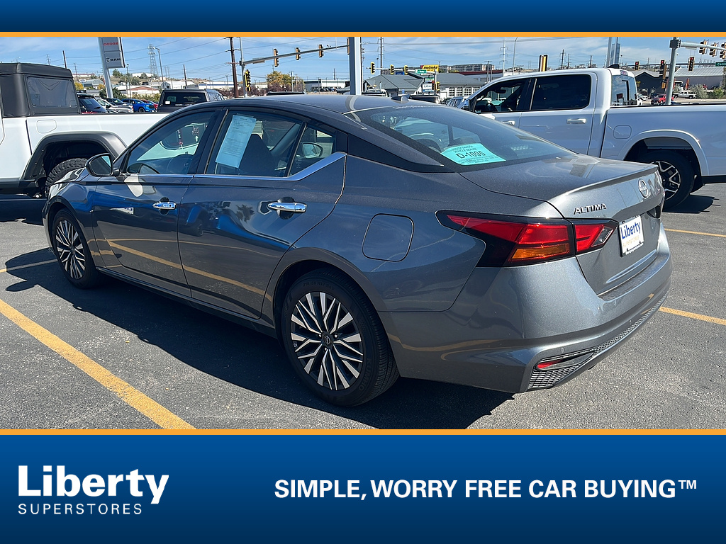 Used 2025 Nissan Altima 2.5 SV