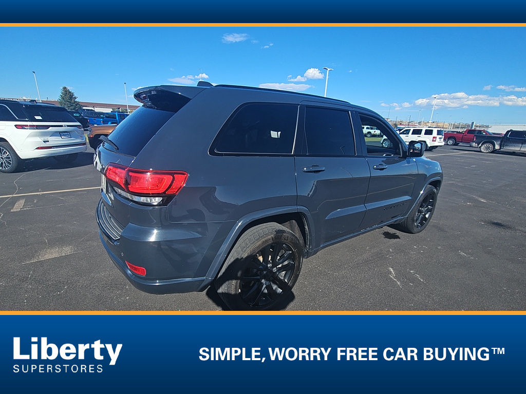 Used 2017 Jeep Grand Cherokee Altitude