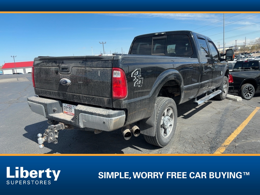 Used 2016 Ford Super Duty F-350 SRW Lariat Truck Crew Cab