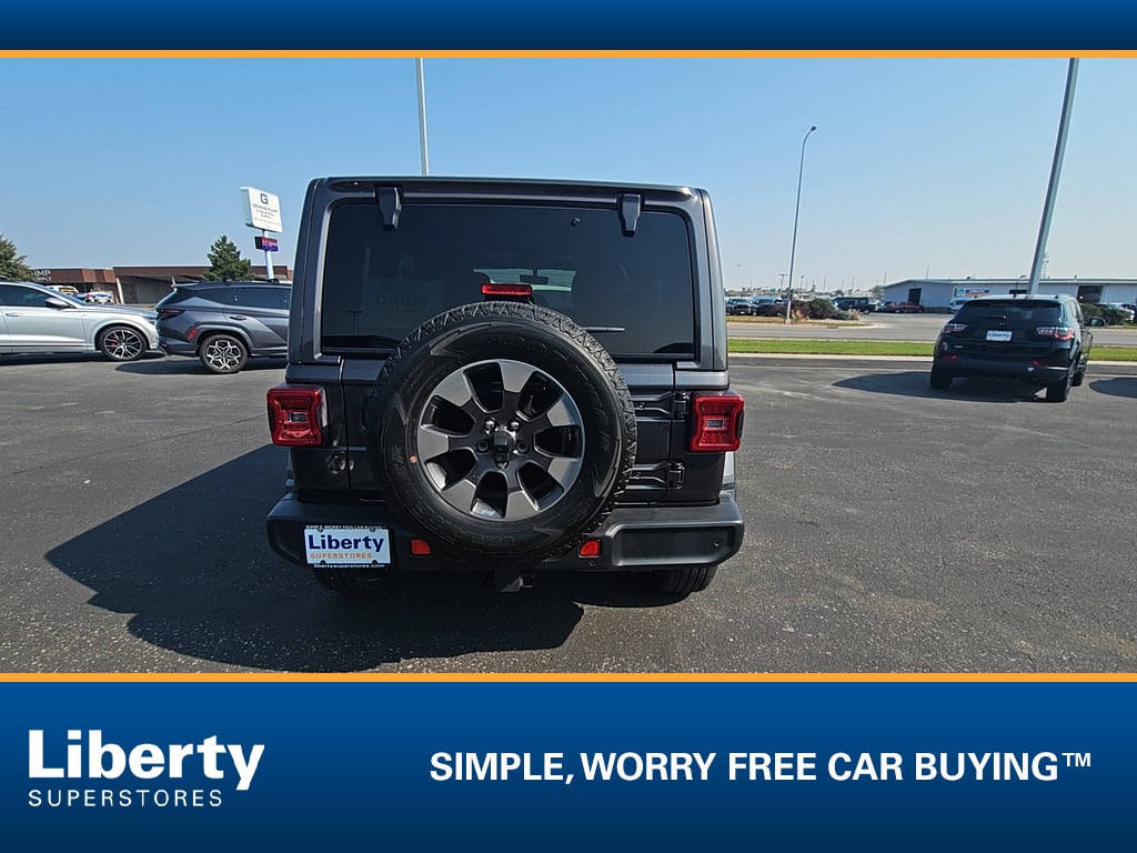 Used 2018 Jeep Wrangler Unlimited Sahara SUV