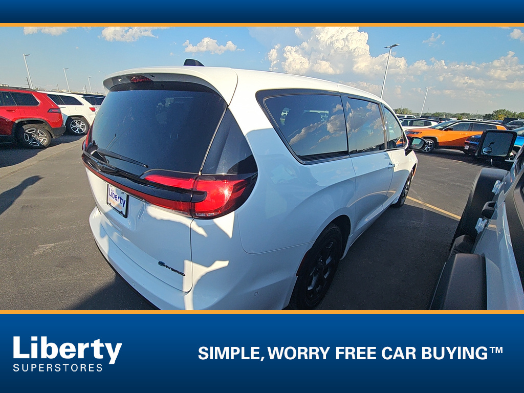 Used 2024 Chrysler Pacifica S Appearance Van Passenger Van