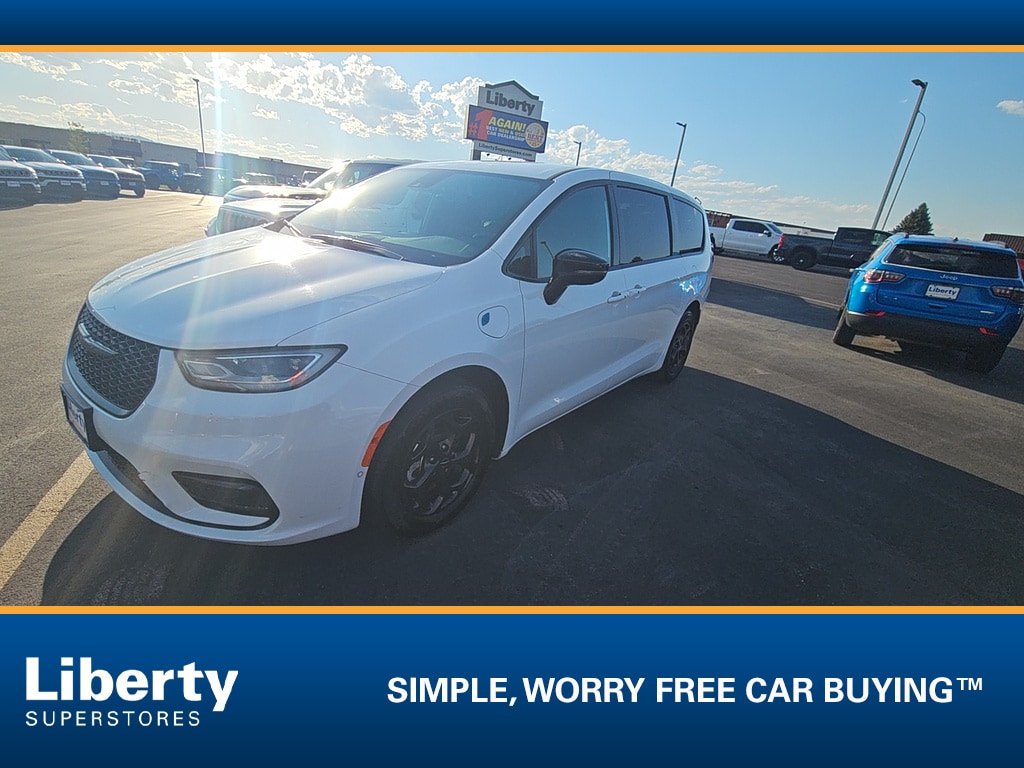 Used 2024 Chrysler Pacifica S Appearance Van Passenger Van