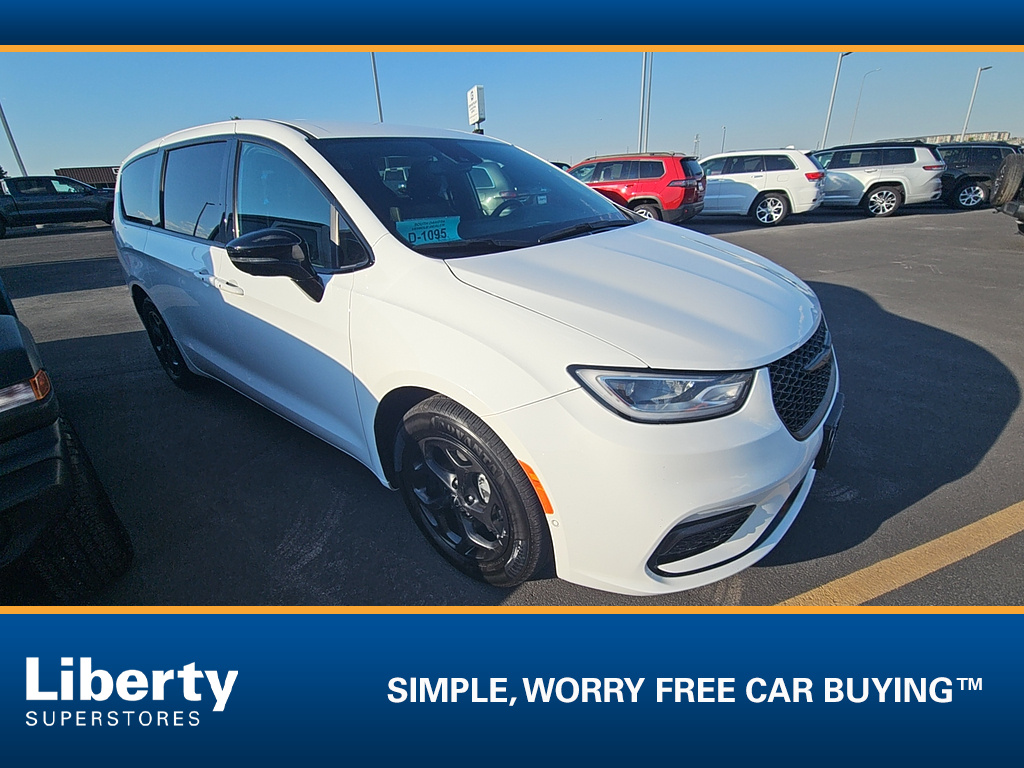 Used 2024 Chrysler Pacifica S Appearance Van Passenger Van