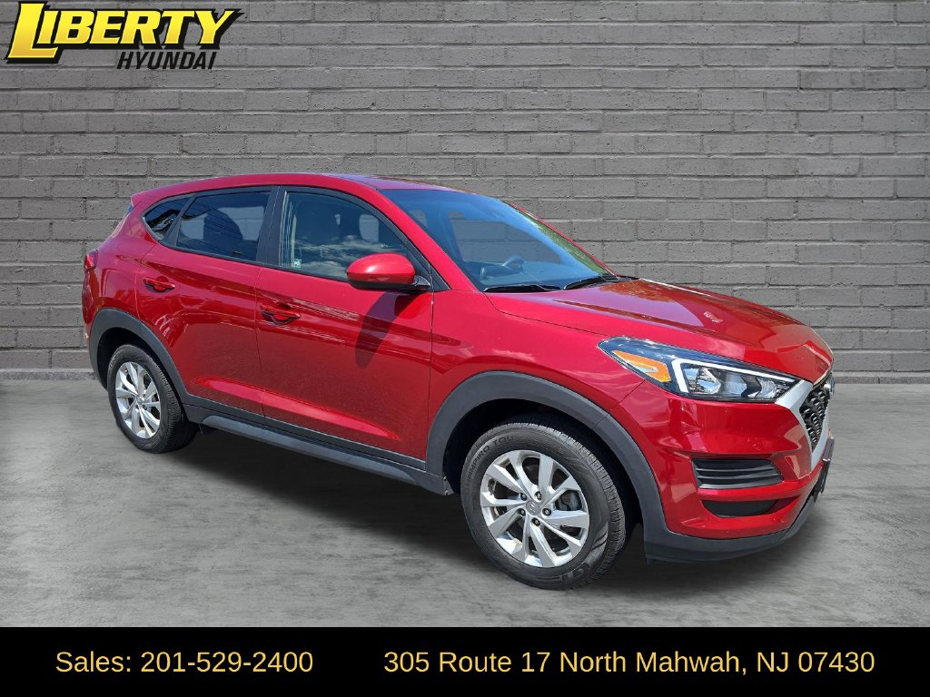 2021 Hyundai Tucson SE - Photo 2