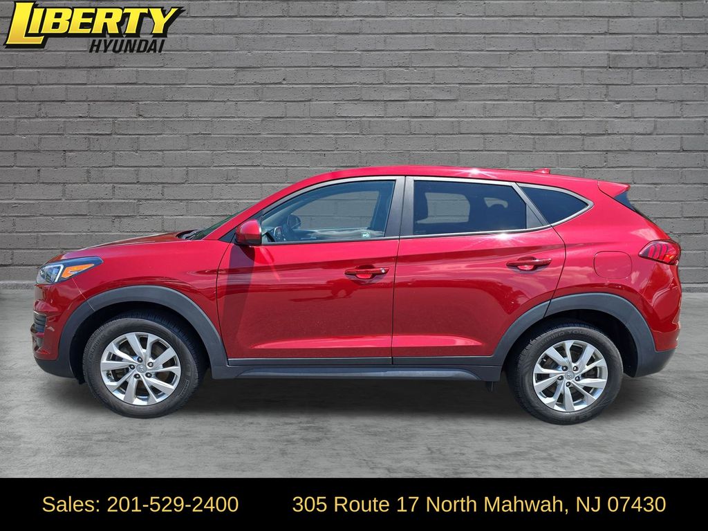 2021 Hyundai Tucson SE - Photo 3
