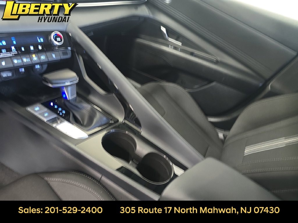 2022 Hyundai Elantra SEL - Photo 23