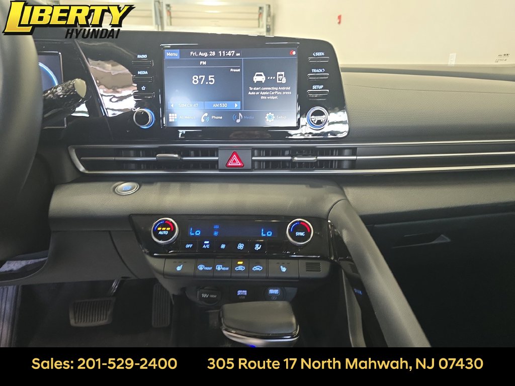 2022 Hyundai Elantra SEL - Photo 18