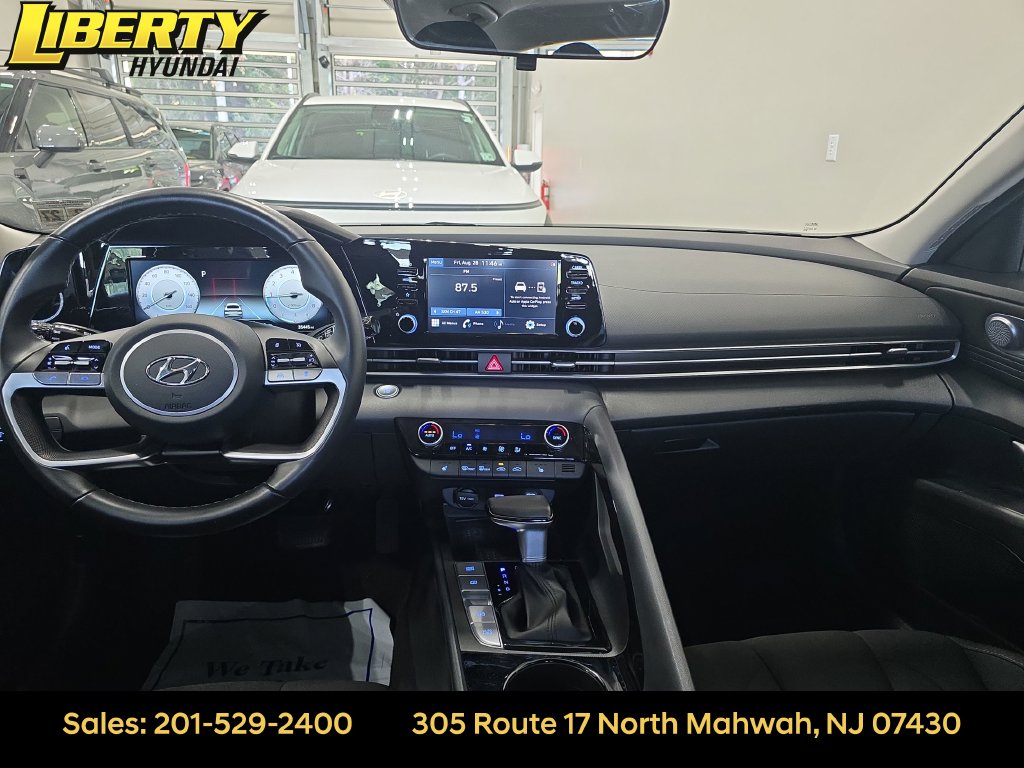 2022 Hyundai Elantra SEL - Photo 12