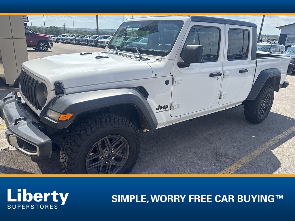 Used 2025 Jeep Gladiator Sport S