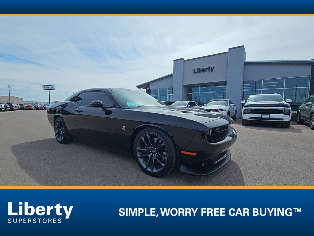 2023 Dodge Challenger R/T - Photo 2