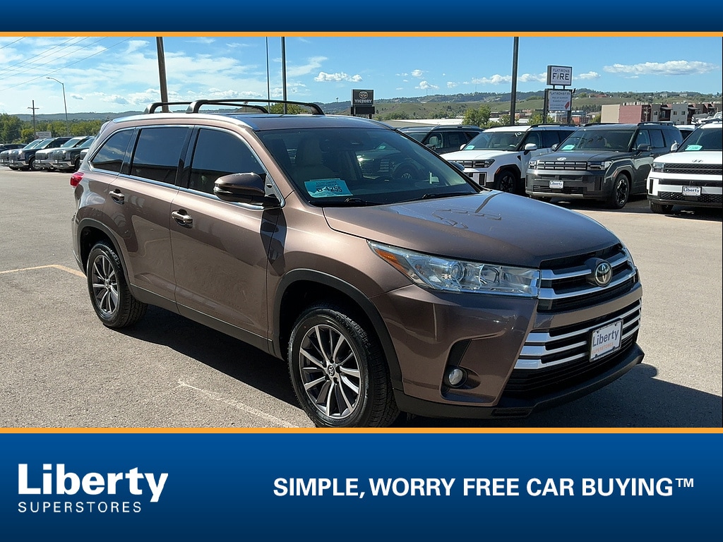 Used 2019 Toyota Highlander XLE SUV