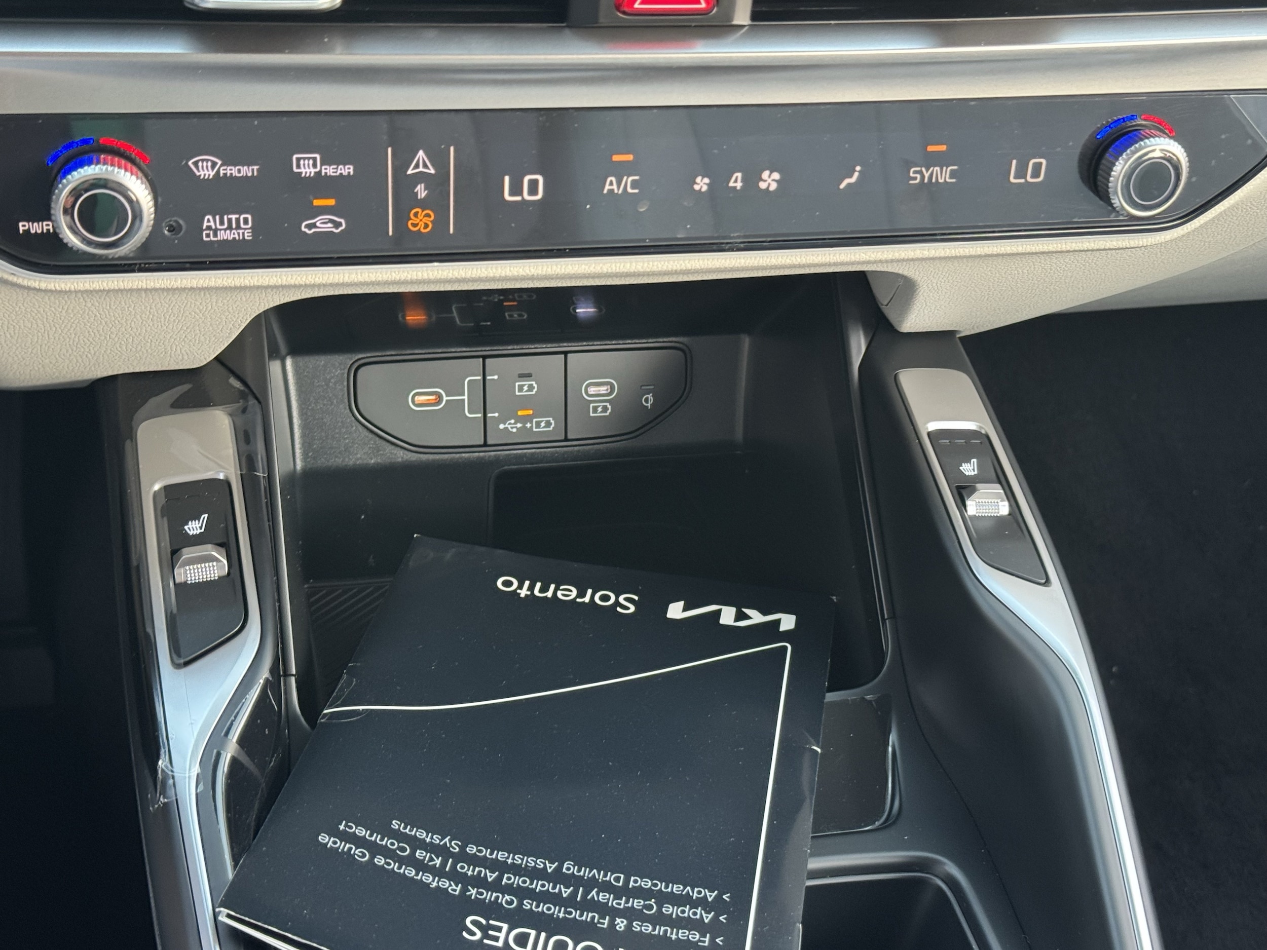 2026 Kia Sorento S - Photo 16