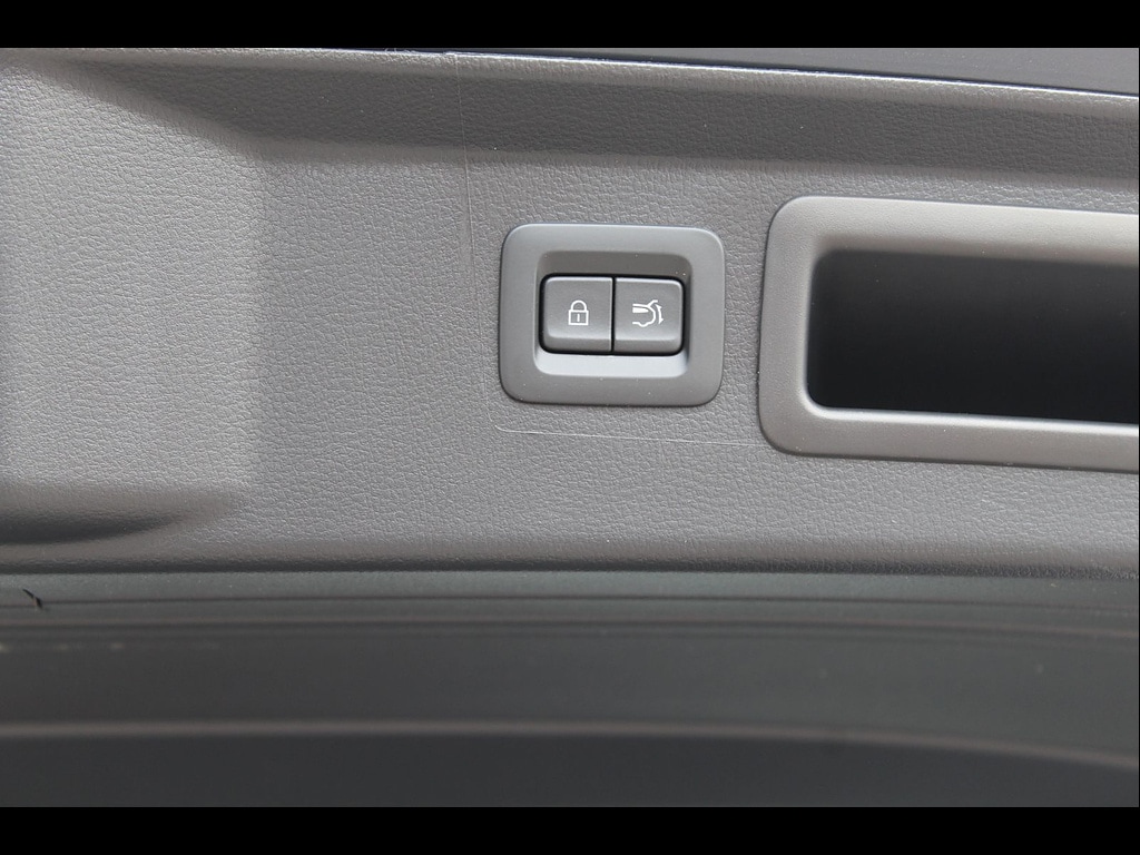 2026 Mazda CX-50 Premium Plus - Photo 13