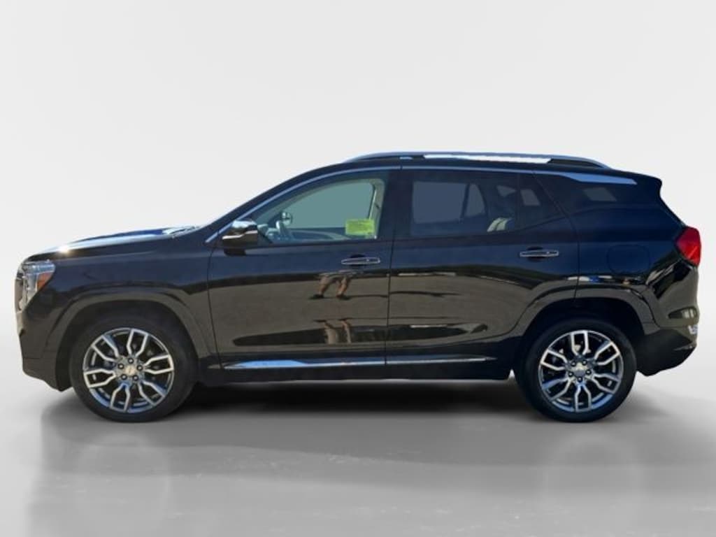 Used 2022 GMC Terrain Denali SUV