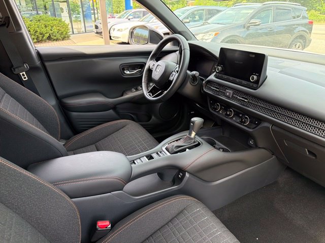 Used 2025 Honda HR-V Sport SUV