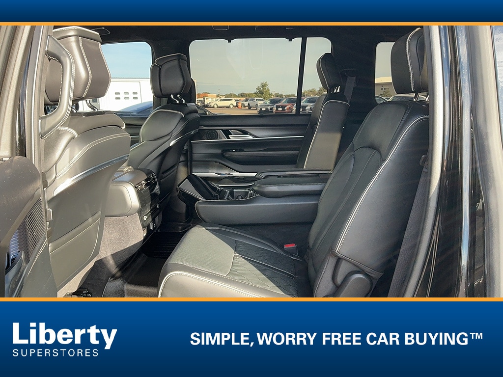 Used 2024 Jeep Grand Wagoneer Obsidian
