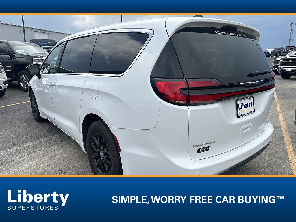2024 Chrysler Pacifica