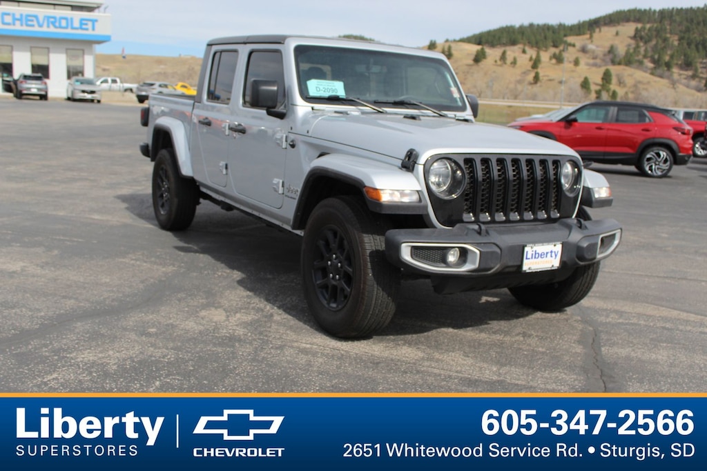 Used 2023 Jeep Gladiator Overland Truck Crew Cab