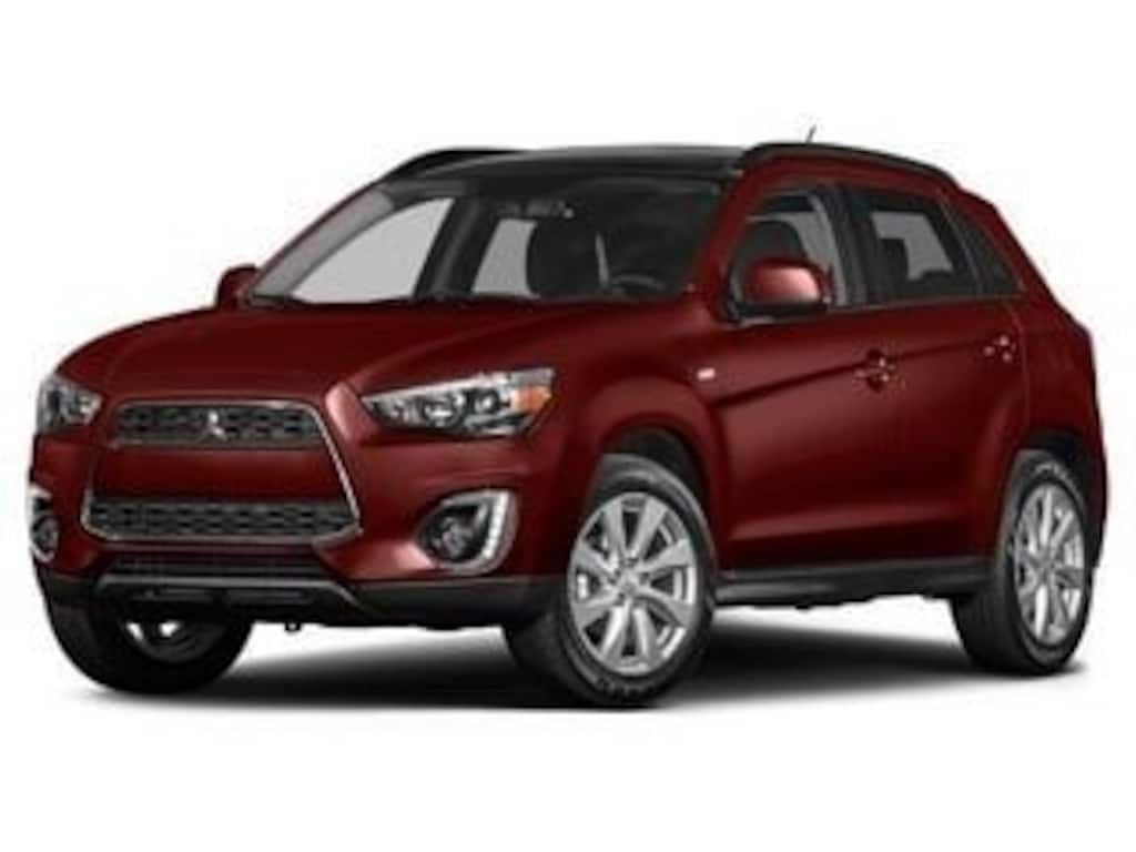 Used 2015 Mitsubishi Outlander Sport ES SUV